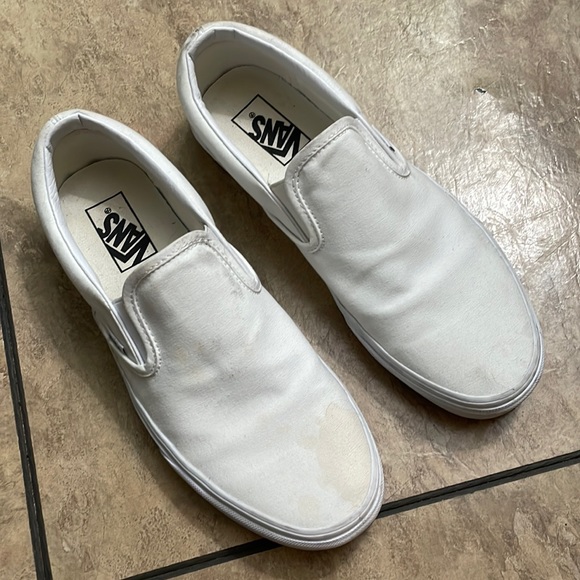 VANS 9 - Picture 1 of 4